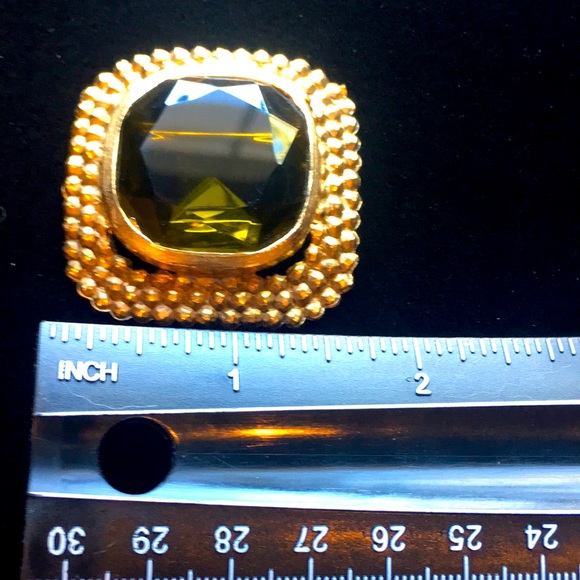 Acessocraft Stunning Peridot Gold Brooch - Picture 4 of 5